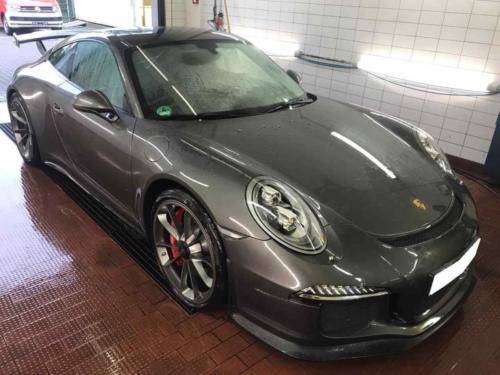 Porsche Aussenreinigung und Lackaufbereitung